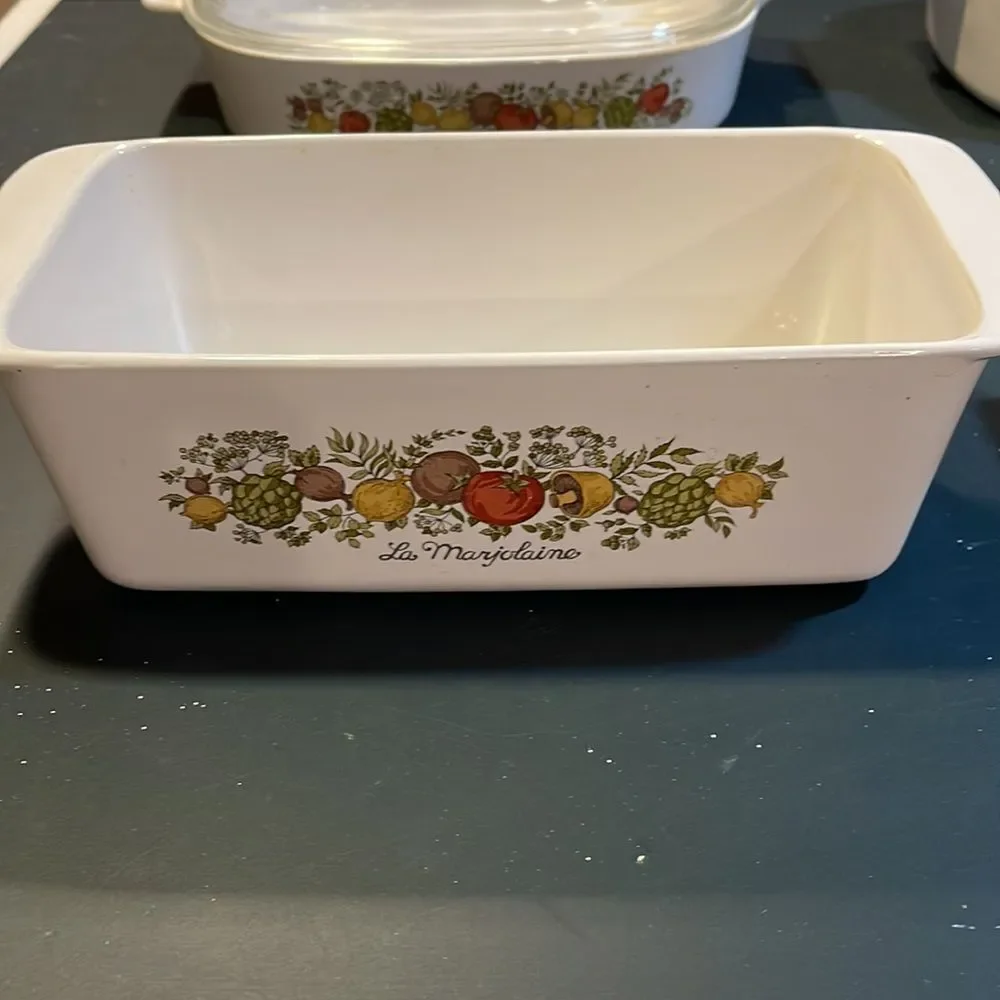 Corningware Vintage 1970’s set